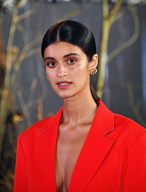 Anya Chalotra Anya Chalotra