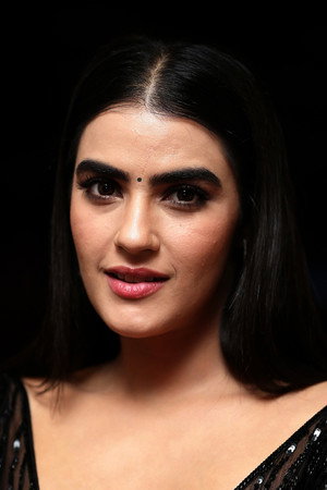 Kavya Thapar Kavya Thapar