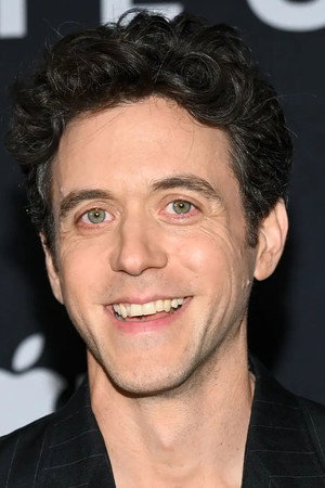 Ashley Zukerman Ashley Zukerman